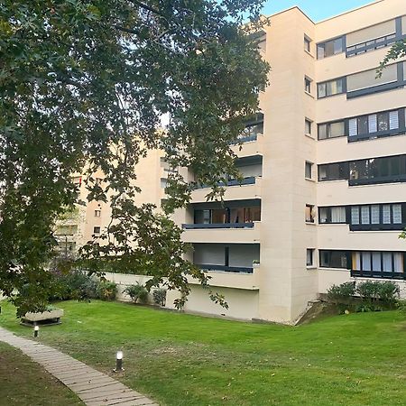 Apartmán Le Chaleureux Franconville  Exteriér fotografie